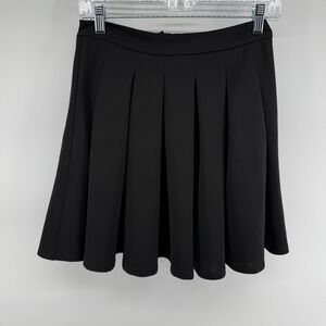 SHEIN Black Pleated A-Line Mini Skirt Women's‎ Size M
